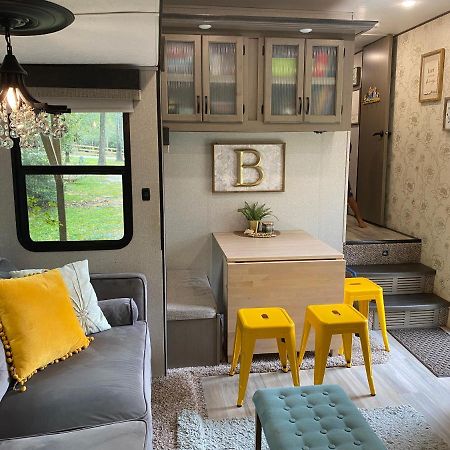Cozy RV Experience w/POOL+SPA Near Lake Conroe Willis Zewnętrze zdjęcie