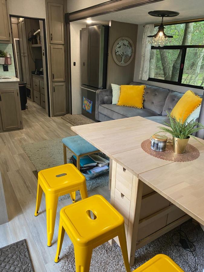 Cozy RV Experience w/POOL+SPA Near Lake Conroe Willis Zewnętrze zdjęcie